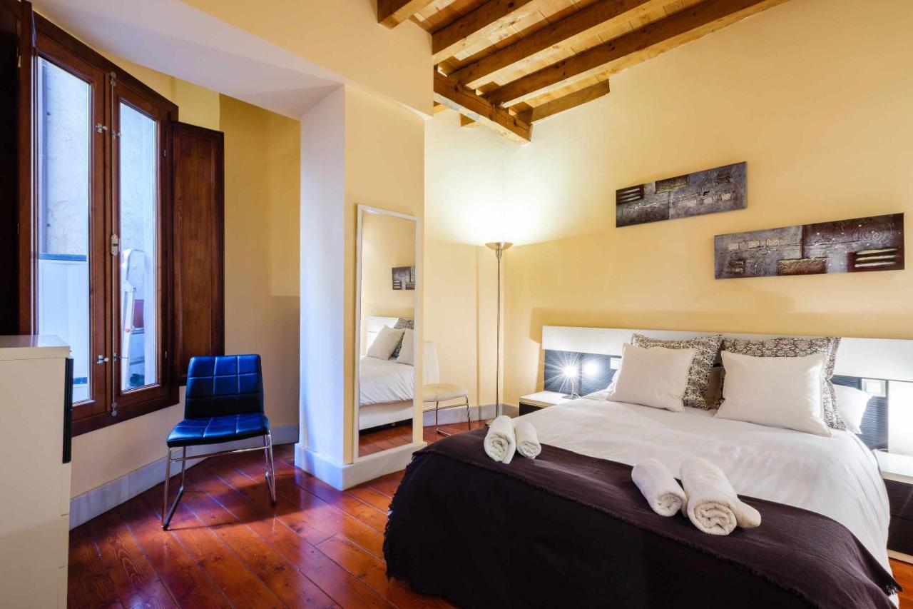 Apartamento Con Patio Junto A La Catedral By Toledo Ap Dış mekan fotoğraf